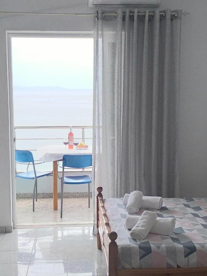 Nadim Rooms Himare Eksteriør bilde