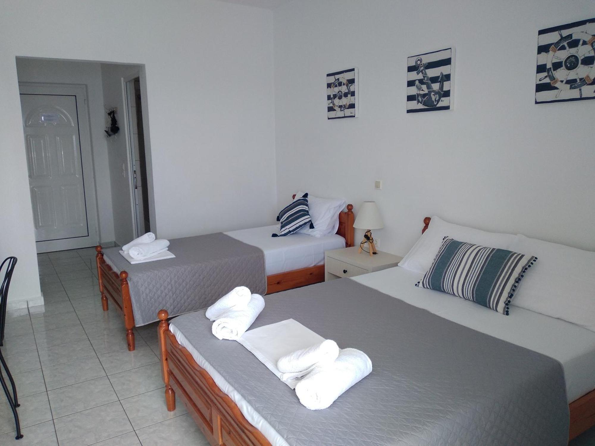 Nadim Rooms Himare Rom bilde